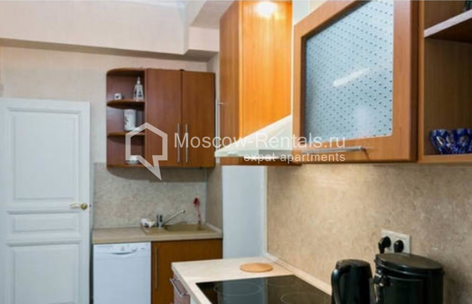 Photo #12 2-room (1 BR) apartment for <a href="http://moscow-rentals.ru/en/articles/long-term-rent" target="_blank">a long-term</a> rent
 in Russia, Moscow, Tverskaya str, 9