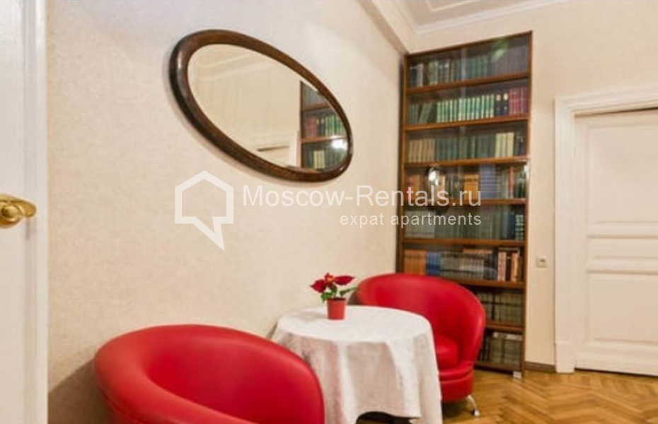 Photo #7 2-room (1 BR) apartment for <a href="http://moscow-rentals.ru/en/articles/long-term-rent" target="_blank">a long-term</a> rent
 in Russia, Moscow, Tverskaya str, 9