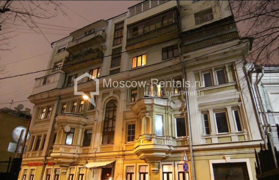 Photo #16 2-room (1 BR) apartment for <a href="http://moscow-rentals.ru/en/articles/long-term-rent" target="_blank">a long-term</a> rent
 in Russia, Moscow, Bolshoi Ovchinikovsky lane, 24С1