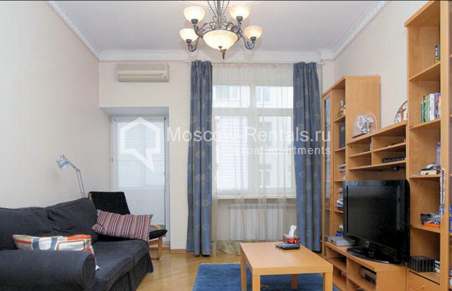 Photo #1 3-room (2 BR) apartment for <a href="http://moscow-rentals.ru/en/articles/long-term-rent" target="_blank">a long-term</a> rent
 in Russia, Moscow, Tverskaya str, 6c5