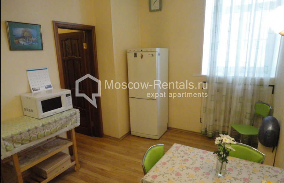 Photo #6 2-room (1 BR) apartment for <a href="http://moscow-rentals.ru/en/articles/long-term-rent" target="_blank">a long-term</a> rent
 in Russia, Moscow, Malaya Dmitrovka str, 23/15c1
