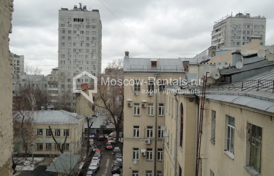 Photo #8 2-room (1 BR) apartment for <a href="http://moscow-rentals.ru/en/articles/long-term-rent" target="_blank">a long-term</a> rent
 in Russia, Moscow, Malaya Dmitrovka str, 23/15c1