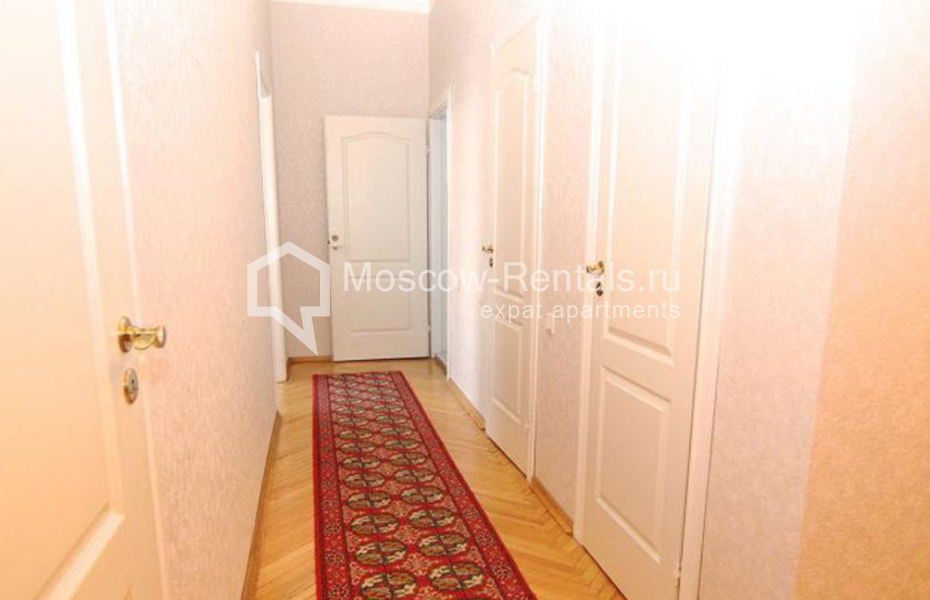 Photo #12 2-room (1 BR) apartment for <a href="http://moscow-rentals.ru/en/articles/long-term-rent" target="_blank">a long-term</a> rent
 in Russia, Moscow, Brusov lane, 6