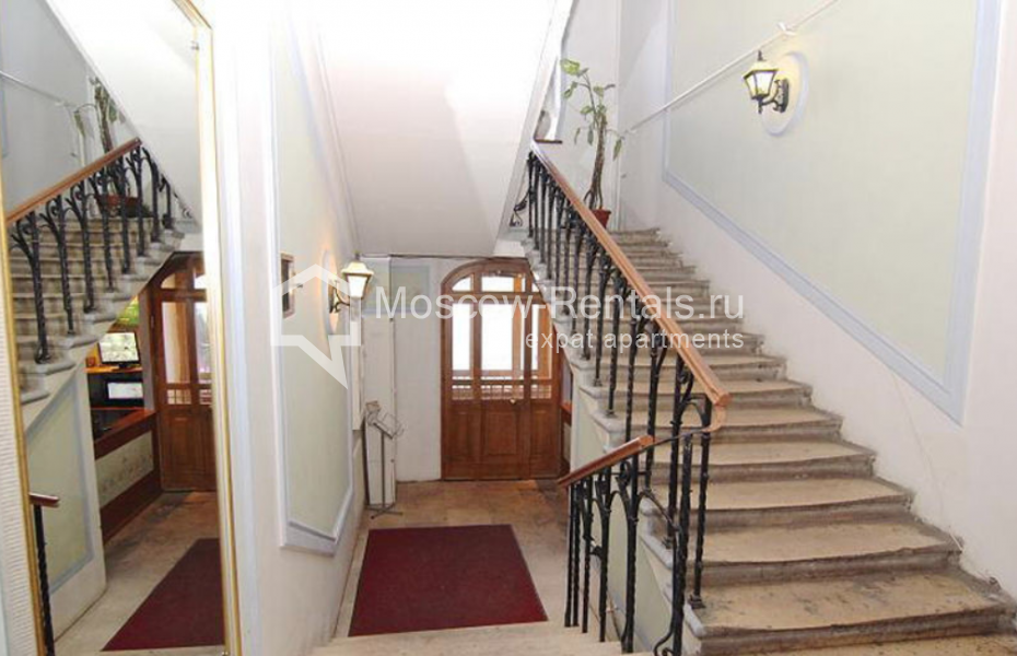 Photo #13 2-room (1 BR) apartment for <a href="http://moscow-rentals.ru/en/articles/long-term-rent" target="_blank">a long-term</a> rent
 in Russia, Moscow, Brusov lane, 6