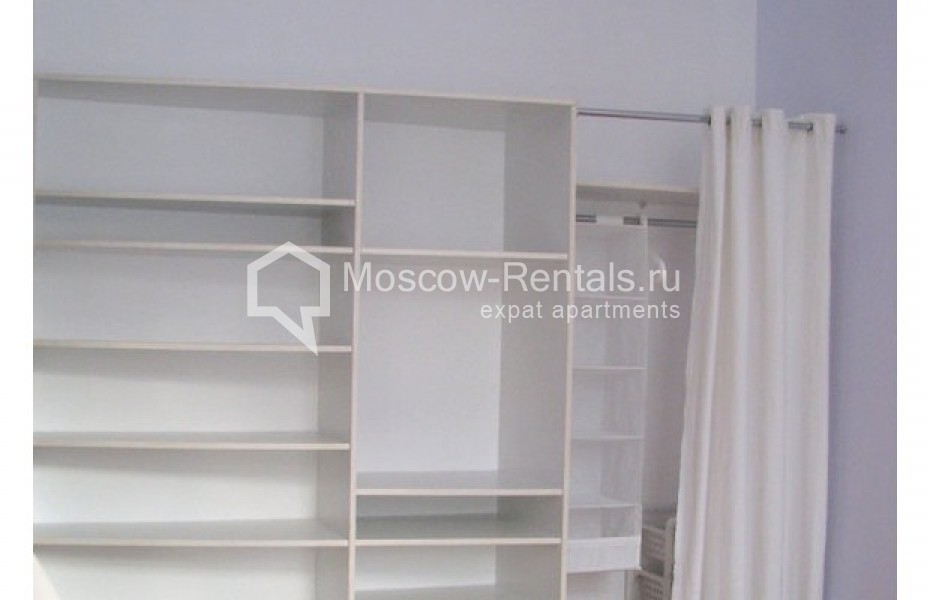Photo #3 2-room (1 BR) apartment for <a href="http://moscow-rentals.ru/en/articles/long-term-rent" target="_blank">a long-term</a> rent
 in Russia, Moscow, 1st Kolobovsky lane, 10С1