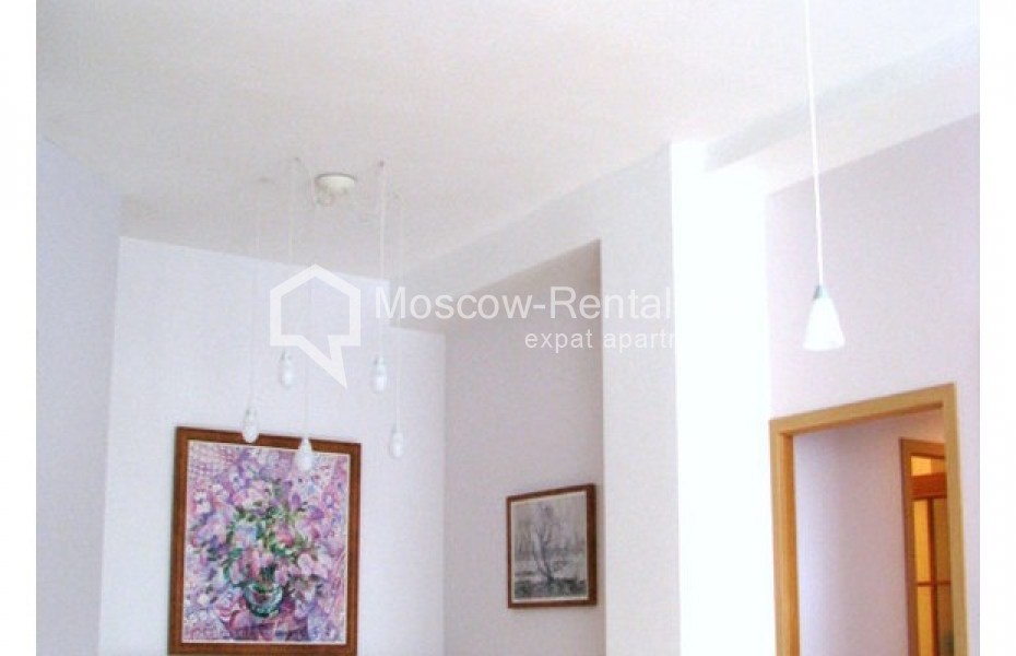 Photo #5 2-room (1 BR) apartment for <a href="http://moscow-rentals.ru/en/articles/long-term-rent" target="_blank">a long-term</a> rent
 in Russia, Moscow, 1st Kolobovsky lane, 10С1