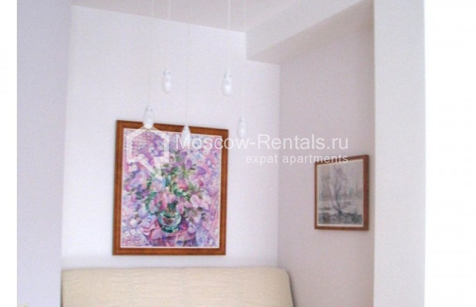 Photo #8 2-room (1 BR) apartment for <a href="http://moscow-rentals.ru/en/articles/long-term-rent" target="_blank">a long-term</a> rent
 in Russia, Moscow, 1st Kolobovsky lane, 10С1