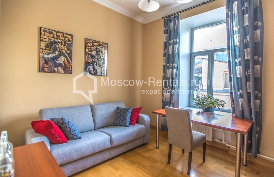 Photo #13 3-room (2 BR) apartment for <a href="http://moscow-rentals.ru/en/articles/long-term-rent" target="_blank">a long-term</a> rent
 in Russia, Moscow, 1st Kolobovsky lane, 10c1