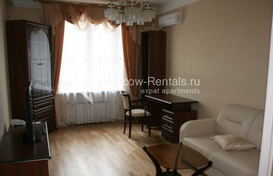 Photo #1 2-room (1 BR) apartment for <a href="http://moscow-rentals.ru/en/articles/long-term-rent" target="_blank">a long-term</a> rent
 in Russia, Moscow, Tverskaya str, 8К2