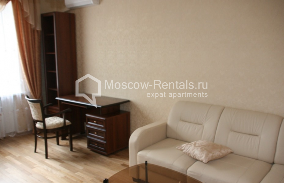 Photo #3 2-room (1 BR) apartment for <a href="http://moscow-rentals.ru/en/articles/long-term-rent" target="_blank">a long-term</a> rent
 in Russia, Moscow, Tverskaya str, 8К2
