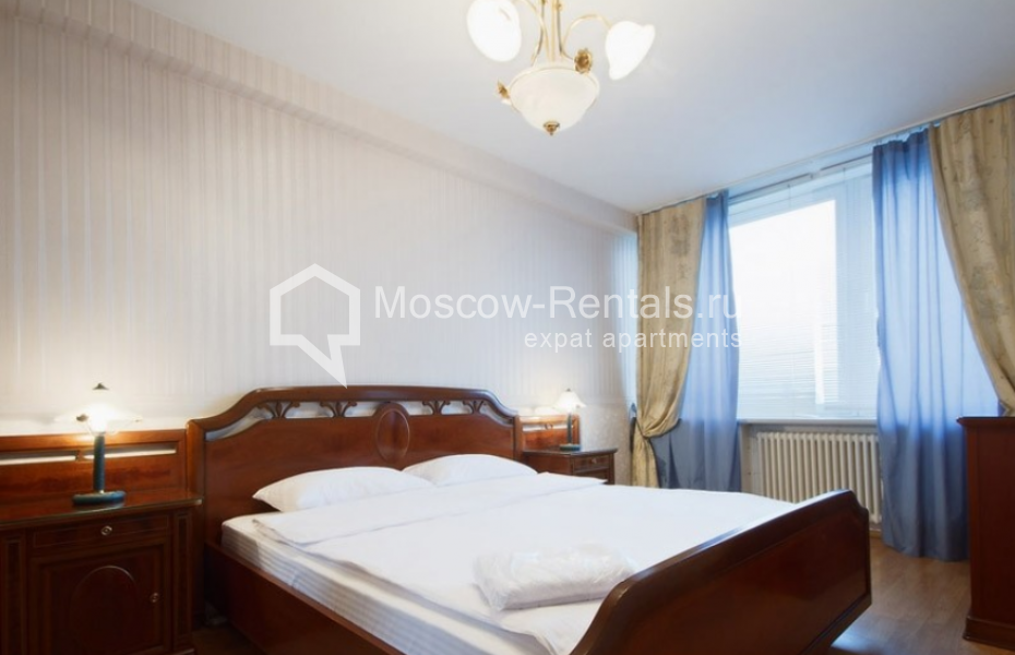 Photo #6 2-room (1 BR) apartment for <a href="http://moscow-rentals.ru/en/articles/long-term-rent" target="_blank">a long-term</a> rent
 in Russia, Moscow, New Arbat str 26