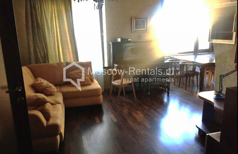 Photo #5 3-room (2 BR) apartment for <a href="http://moscow-rentals.ru/en/articles/long-term-rent" target="_blank">a long-term</a> rent
 in Russia, Moscow, Smolenskaya str, 3