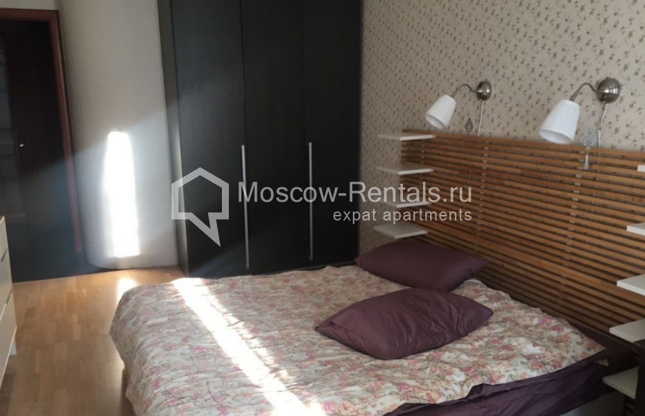 Photo #8 3-room (2 BR) apartment for <a href="http://moscow-rentals.ru/en/articles/long-term-rent" target="_blank">a long-term</a> rent
 in Russia, Moscow, Smolenskaya str, 3