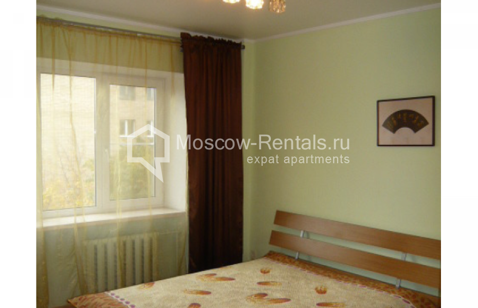Photo #2 2-room (1 BR) apartment for <a href="http://moscow-rentals.ru/en/articles/long-term-rent" target="_blank">a long-term</a> rent
 in Russia, Moscow, Gagarinsky lane, 19/3