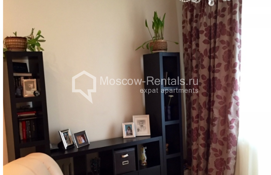 Photo #1 2-room (1 BR) apartment for <a href="http://moscow-rentals.ru/en/articles/long-term-rent" target="_blank">a long-term</a> rent
 in Russia, Moscow, Sadovnicheskaya str, 25