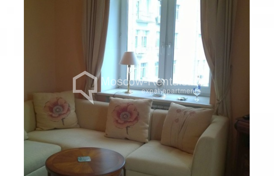 Photo #1 2-room (1 BR) apartment for <a href="http://moscow-rentals.ru/en/articles/long-term-rent" target="_blank">a long-term</a> rent
 in Russia, Moscow, Serafimovicha str, 2