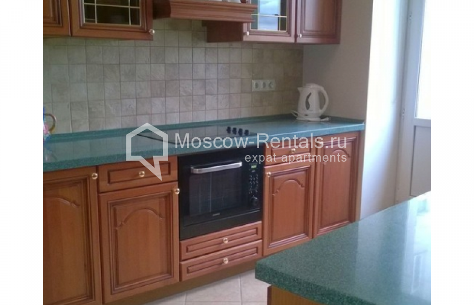 Photo #6 2-room (1 BR) apartment for <a href="http://moscow-rentals.ru/en/articles/long-term-rent" target="_blank">a long-term</a> rent
 in Russia, Moscow, Serafimovicha str, 2