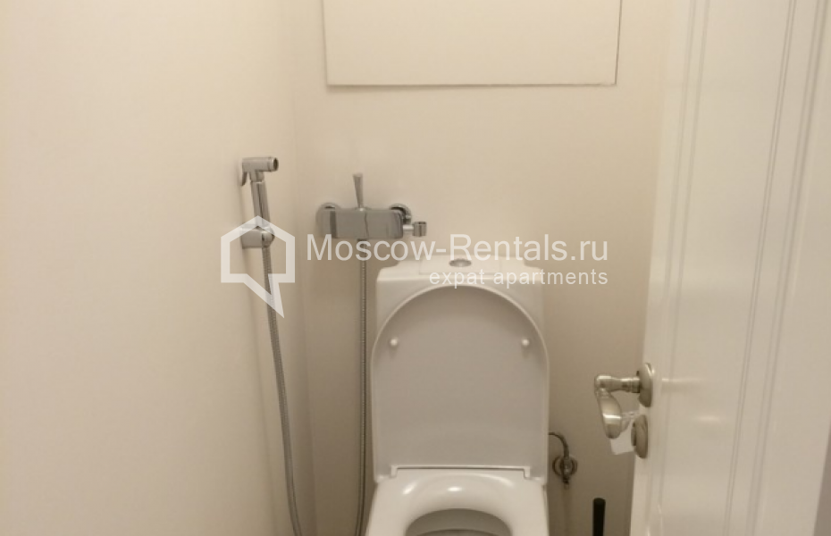 Photo #7 3-room (2 BR) apartment for <a href="http://moscow-rentals.ru/en/articles/long-term-rent" target="_blank">a long-term</a> rent
 in Russia, Moscow, Smolenskaya str, 10