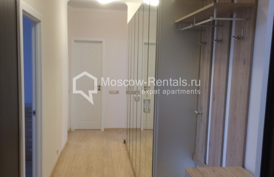 Photo #10 3-room (2 BR) apartment for <a href="http://moscow-rentals.ru/en/articles/long-term-rent" target="_blank">a long-term</a> rent
 in Russia, Moscow, Smolenskaya str, 10
