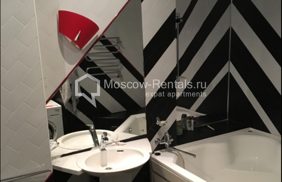 Photo #13 3-room (2 BR) apartment for <a href="http://moscow-rentals.ru/en/articles/long-term-rent" target="_blank">a long-term</a> rent
 in Russia, Moscow, Novaya Basmannaya str, 16С4