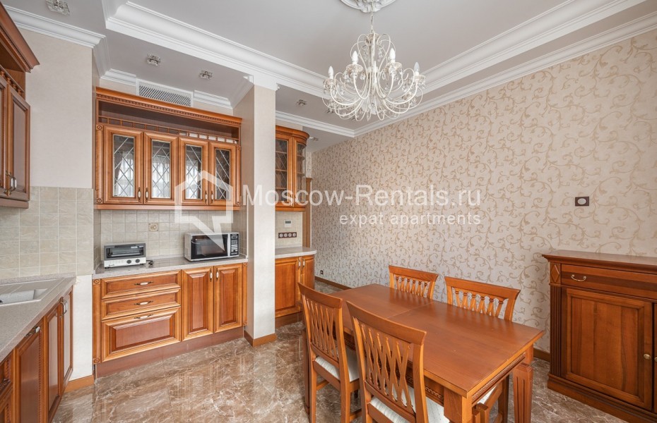 Photo #7 4-room (3 BR) apartment for <a href="http://moscow-rentals.ru/en/articles/long-term-rent" target="_blank">a long-term</a> rent
 in Russia, Moscow, 3rd Tverskaya-Yamskaya str, 25
