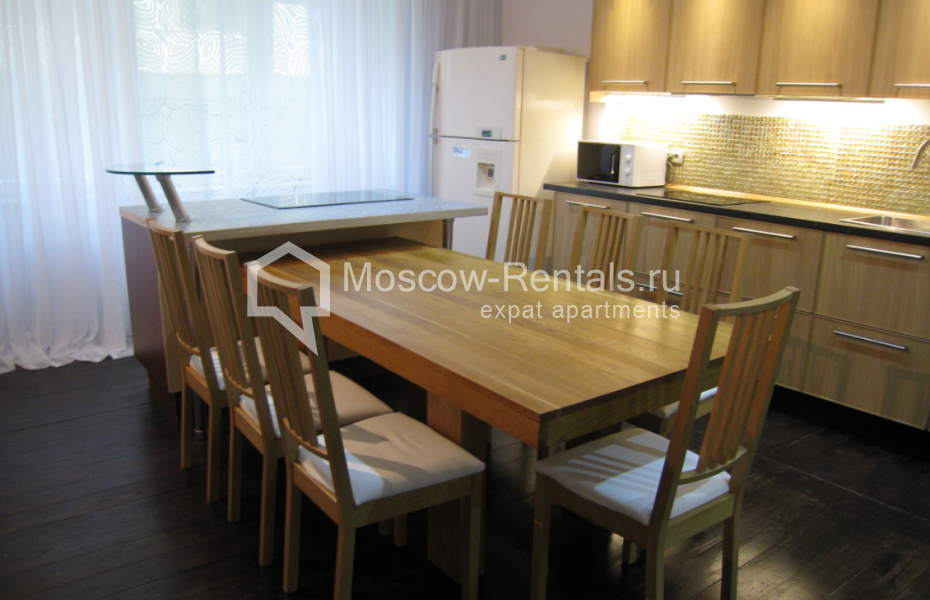Photo #5 5-room (4 BR) apartment for <a href="http://moscow-rentals.ru/en/articles/long-term-rent" target="_blank">a long-term</a> rent
 in Russia, Moscow, 1st Smolensky lane, 17