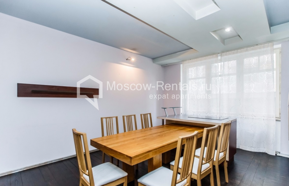 Photo #6 5-room (4 BR) apartment for <a href="http://moscow-rentals.ru/en/articles/long-term-rent" target="_blank">a long-term</a> rent
 in Russia, Moscow, 1st Smolensky lane, 17