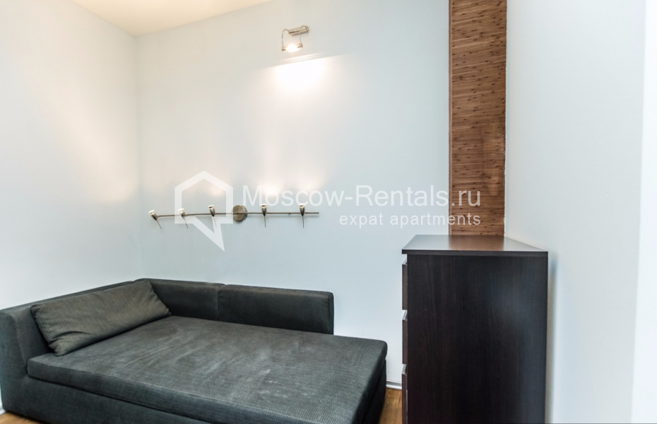 Photo #22 5-room (4 BR) apartment for <a href="http://moscow-rentals.ru/en/articles/long-term-rent" target="_blank">a long-term</a> rent
 in Russia, Moscow, 1st Smolensky lane, 17