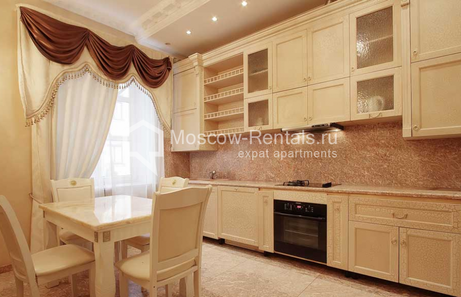 Photo #5 6-room (5 BR) apartment for <a href="http://moscow-rentals.ru/en/articles/long-term-rent" target="_blank">a long-term</a> rent
 in Russia, Moscow, 2nd Lykovskaya str, 65