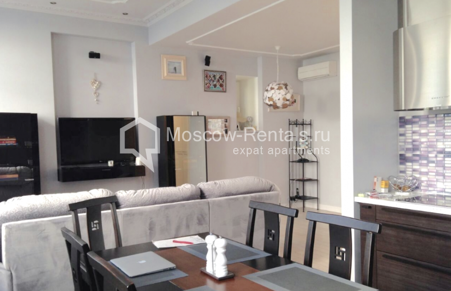 Photo #1 2-room (1 BR) apartment for <a href="http://moscow-rentals.ru/en/articles/long-term-rent" target="_blank">a long-term</a> rent
 in Russia, Moscow, Gagarinsky lane., 23С2