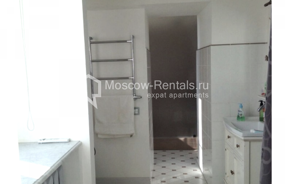 Photo #6 2-room (1 BR) apartment for <a href="http://moscow-rentals.ru/en/articles/long-term-rent" target="_blank">a long-term</a> rent
 in Russia, Moscow, Gagarinsky lane., 23С2