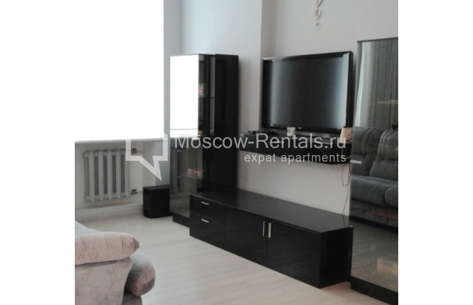 Photo #4 2-room (1 BR) apartment for <a href="http://moscow-rentals.ru/en/articles/long-term-rent" target="_blank">a long-term</a> rent
 in Russia, Moscow, Gagarinsky lane., 23С2