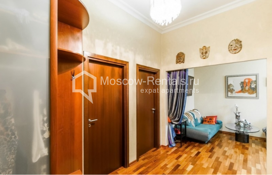 Photo #10 3-room (2 BR) apartment for <a href="http://moscow-rentals.ru/en/articles/long-term-rent" target="_blank">a long-term</a> rent
 in Russia, Moscow, Strastnoy blv., 13А
