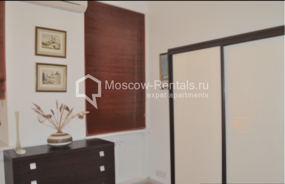 Photo #8 2-room (1 BR) apartment for <a href="http://moscow-rentals.ru/en/articles/long-term-rent" target="_blank">a long-term</a> rent
 in Russia, Moscow, 1st Smolensky lane., 22/10