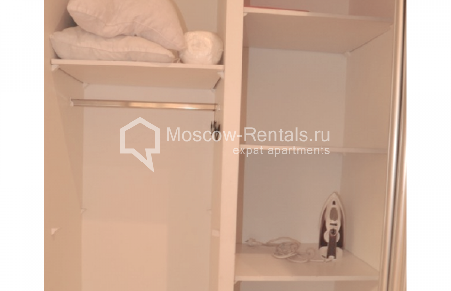 Photo #15 2-room (1 BR) apartment for <a href="http://moscow-rentals.ru/en/articles/long-term-rent" target="_blank">a long-term</a> rent
 in Russia, Moscow, 1st Smolensky lane., 22/10