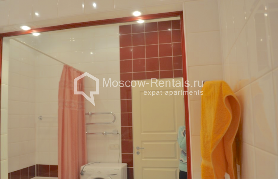 Photo #13 2-room (1 BR) apartment for <a href="http://moscow-rentals.ru/en/articles/long-term-rent" target="_blank">a long-term</a> rent
 in Russia, Moscow, 1st Smolensky lane., 22/10