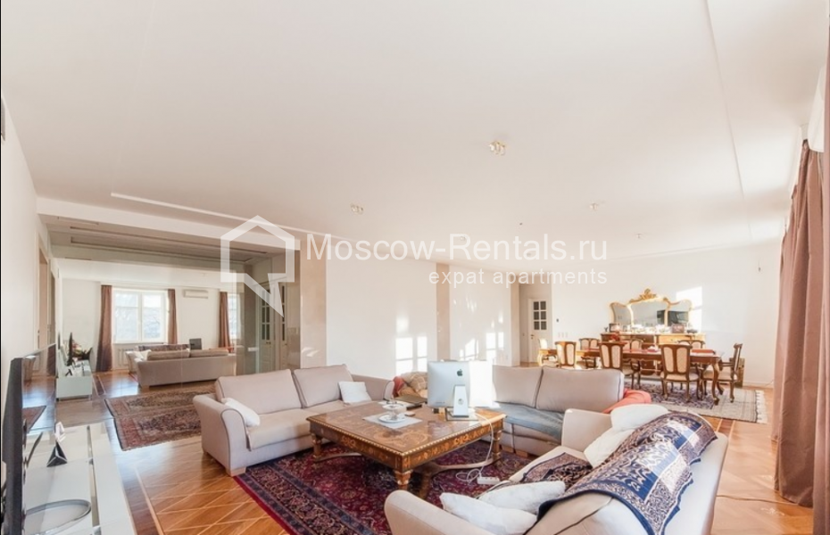 Photo #1 4-room (3 BR) apartment for <a href="http://moscow-rentals.ru/en/articles/long-term-rent" target="_blank">a long-term</a> rent
 in Russia, Moscow, Tverskaya str, 8 К 2