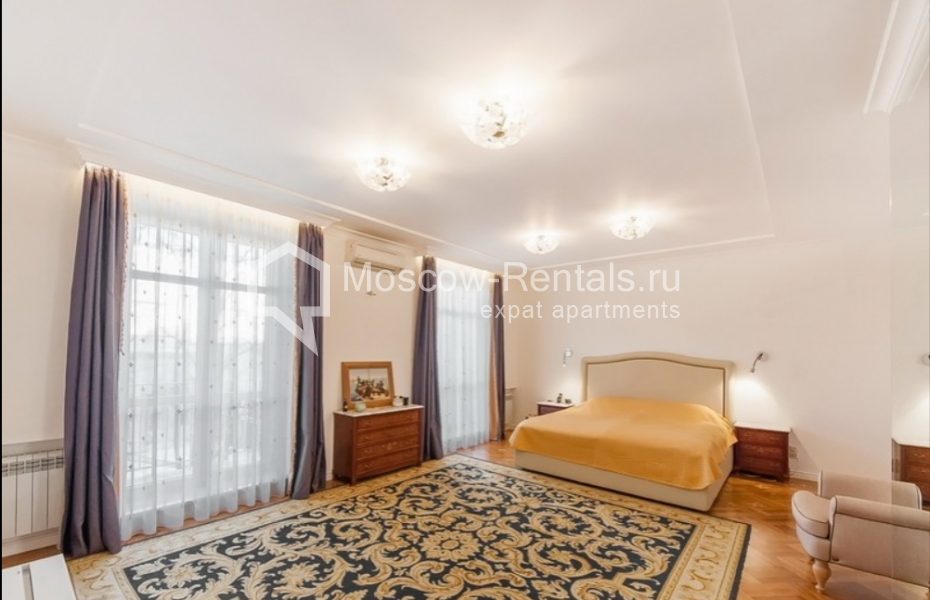 Photo #13 4-room (3 BR) apartment for <a href="http://moscow-rentals.ru/en/articles/long-term-rent" target="_blank">a long-term</a> rent
 in Russia, Moscow, Tverskaya str, 8 К 2