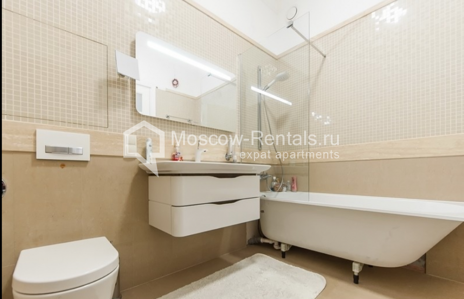 Photo #17 4-room (3 BR) apartment for <a href="http://moscow-rentals.ru/en/articles/long-term-rent" target="_blank">a long-term</a> rent
 in Russia, Moscow, Tverskaya str, 8 К 2