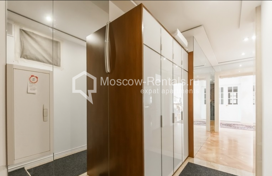 Photo #20 4-room (3 BR) apartment for <a href="http://moscow-rentals.ru/en/articles/long-term-rent" target="_blank">a long-term</a> rent
 in Russia, Moscow, Tverskaya str, 8 К 2