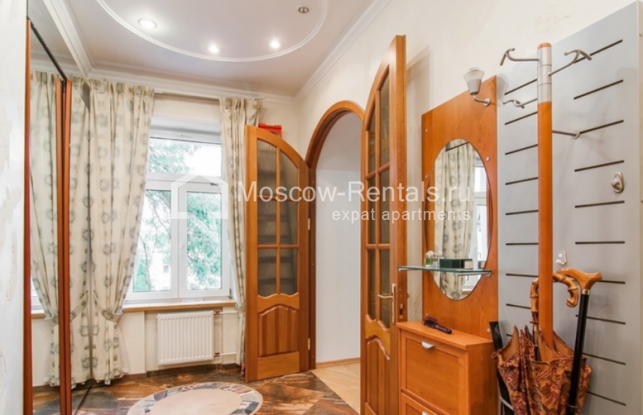 Photo #5 3-room (2 BR) apartment for <a href="http://moscow-rentals.ru/en/articles/long-term-rent" target="_blank">a long-term</a> rent
 in Russia, Moscow, Petrovsky lane 1 / 30 С 1