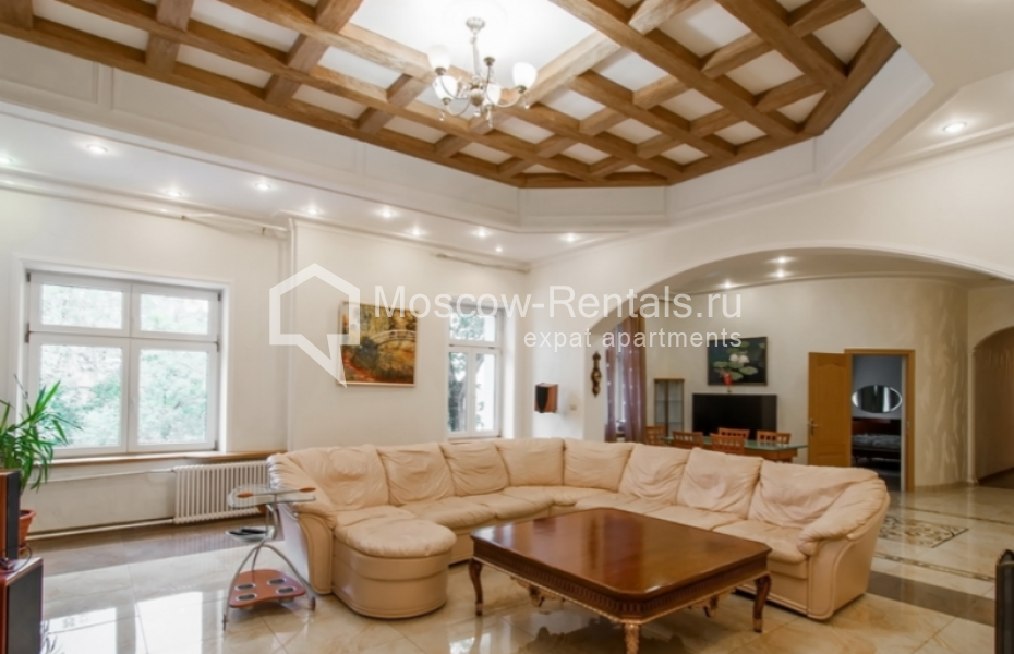 Photo #6 3-room (2 BR) apartment for <a href="http://moscow-rentals.ru/en/articles/long-term-rent" target="_blank">a long-term</a> rent
 in Russia, Moscow, Petrovsky lane 1 / 30 С 1