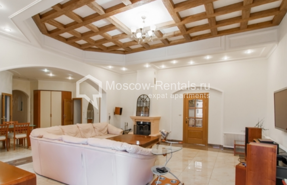 Photo #15 3-room (2 BR) apartment for <a href="http://moscow-rentals.ru/en/articles/long-term-rent" target="_blank">a long-term</a> rent
 in Russia, Moscow, Petrovsky lane 1 / 30 С 1