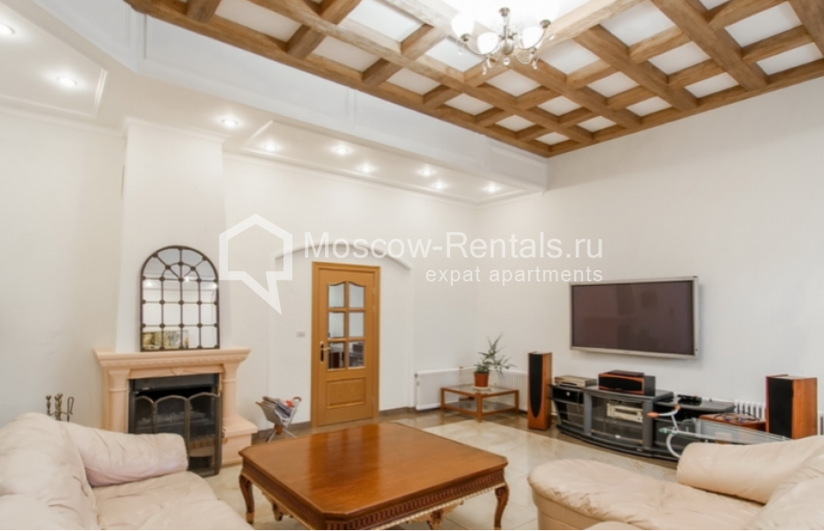 Photo #18 3-room (2 BR) apartment for <a href="http://moscow-rentals.ru/en/articles/long-term-rent" target="_blank">a long-term</a> rent
 in Russia, Moscow, Petrovsky lane 1 / 30 С 1