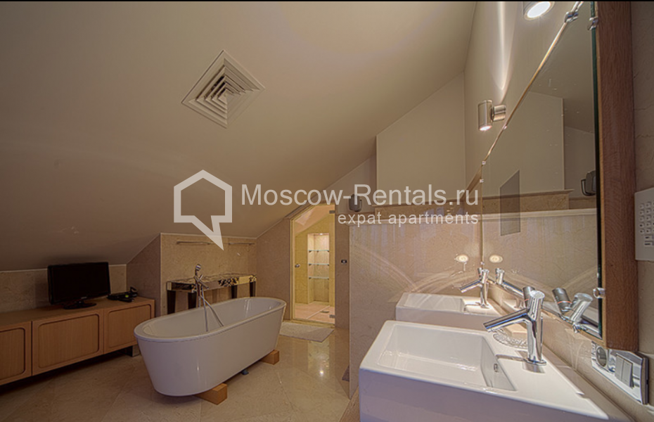 Photo #11 4-room (3 BR) apartment for <a href="http://moscow-rentals.ru/en/articles/long-term-rent" target="_blank">a long-term</a> rent
 in Russia, Moscow, Sytinsky lane 3 С 1