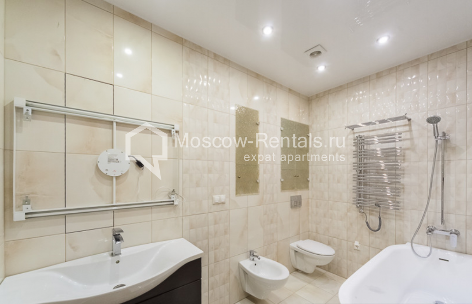 Photo #14 3-room (2 BR) apartment for <a href="http://moscow-rentals.ru/en/articles/long-term-rent" target="_blank">a long-term</a> rent
 in Russia, Moscow, Mytnaya str 7 bld 1