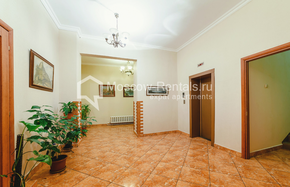 Photo #18 3-room (2 BR) apartment for <a href="http://moscow-rentals.ru/en/articles/long-term-rent" target="_blank">a long-term</a> rent
 in Russia, Moscow, Bolshaya Serpukhovskaya str, 25 bld 2
