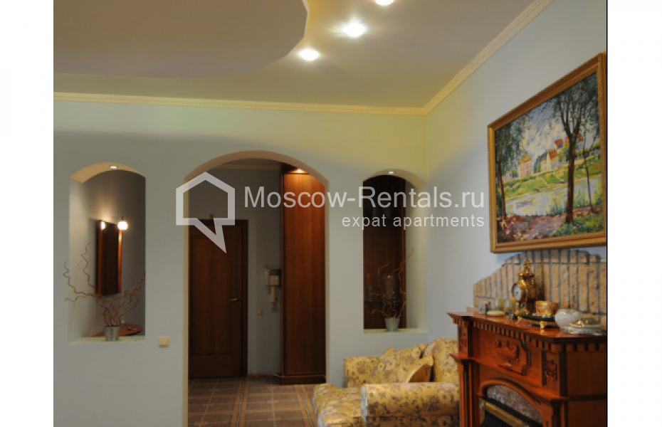 Photo #4 3-room (2 BR) apartment for <a href="http://moscow-rentals.ru/en/articles/long-term-rent" target="_blank">a long-term</a> rent
 in Russia, Moscow, Valovaya str, 20