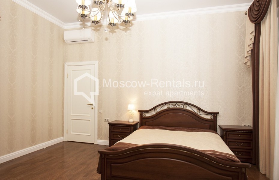 Photo #11 3-room (2 BR) apartment for <a href="http://moscow-rentals.ru/en/articles/long-term-rent" target="_blank">a long-term</a> rent
 in Russia, Moscow, Trubetskaya str,  12