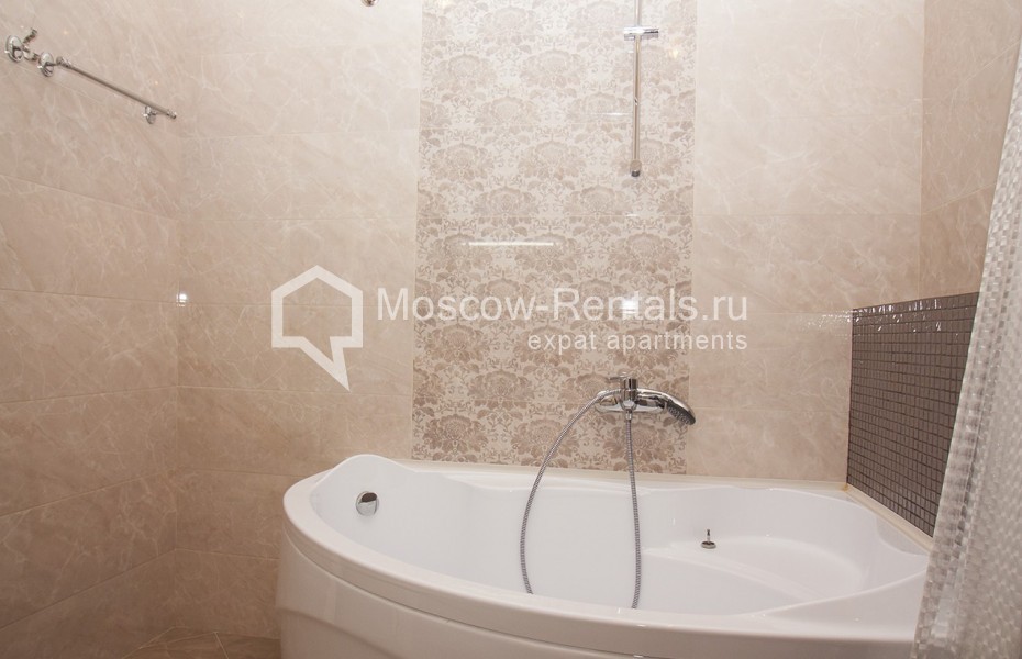 Photo #17 3-room (2 BR) apartment for <a href="http://moscow-rentals.ru/en/articles/long-term-rent" target="_blank">a long-term</a> rent
 in Russia, Moscow, Trubetskaya str,  12